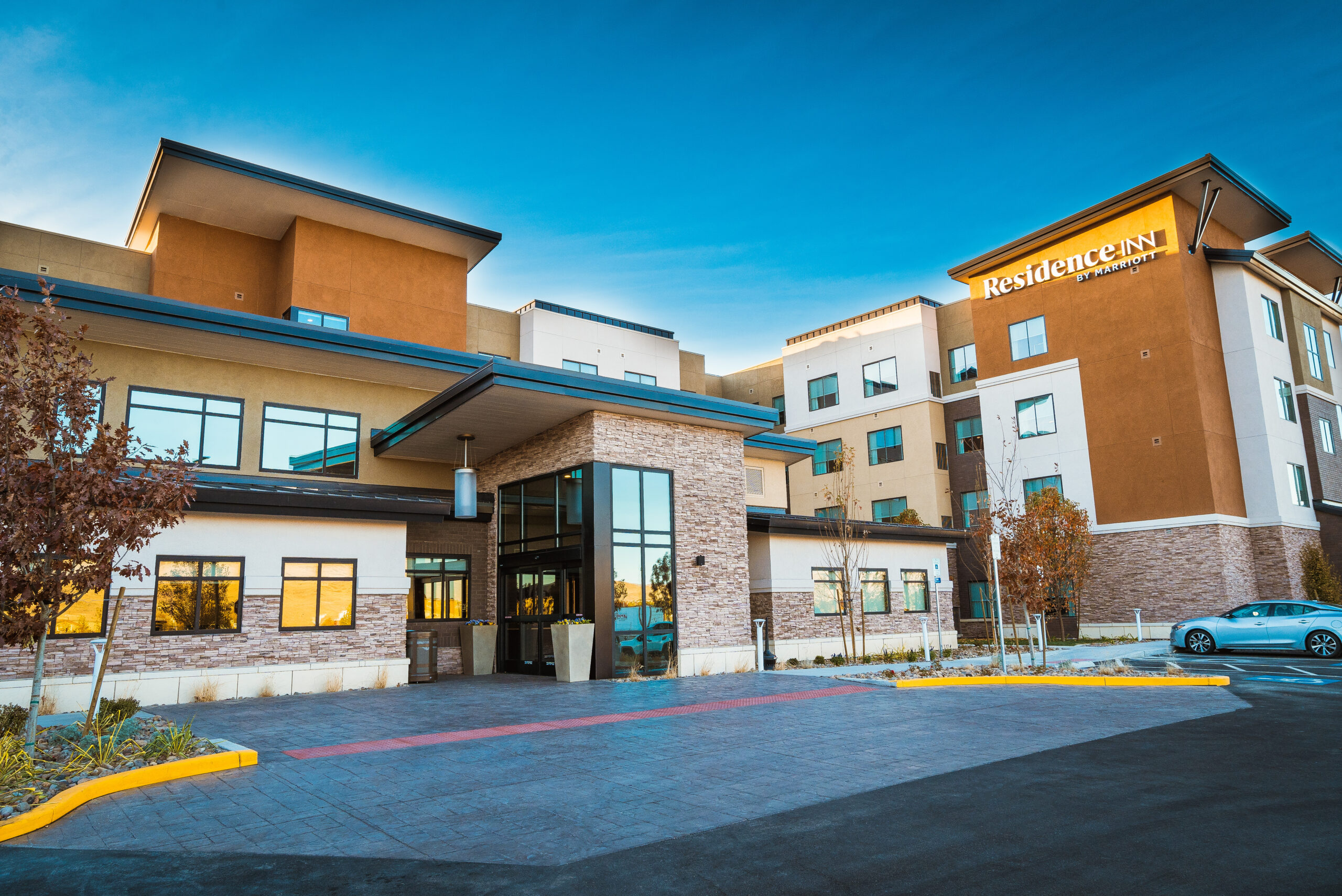 sparks-residence-inn-exterior-day