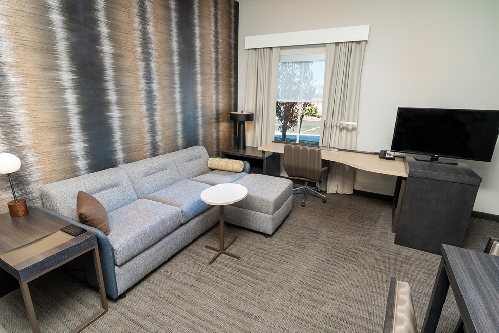 sparks-residence-inn-studio-living-room-2